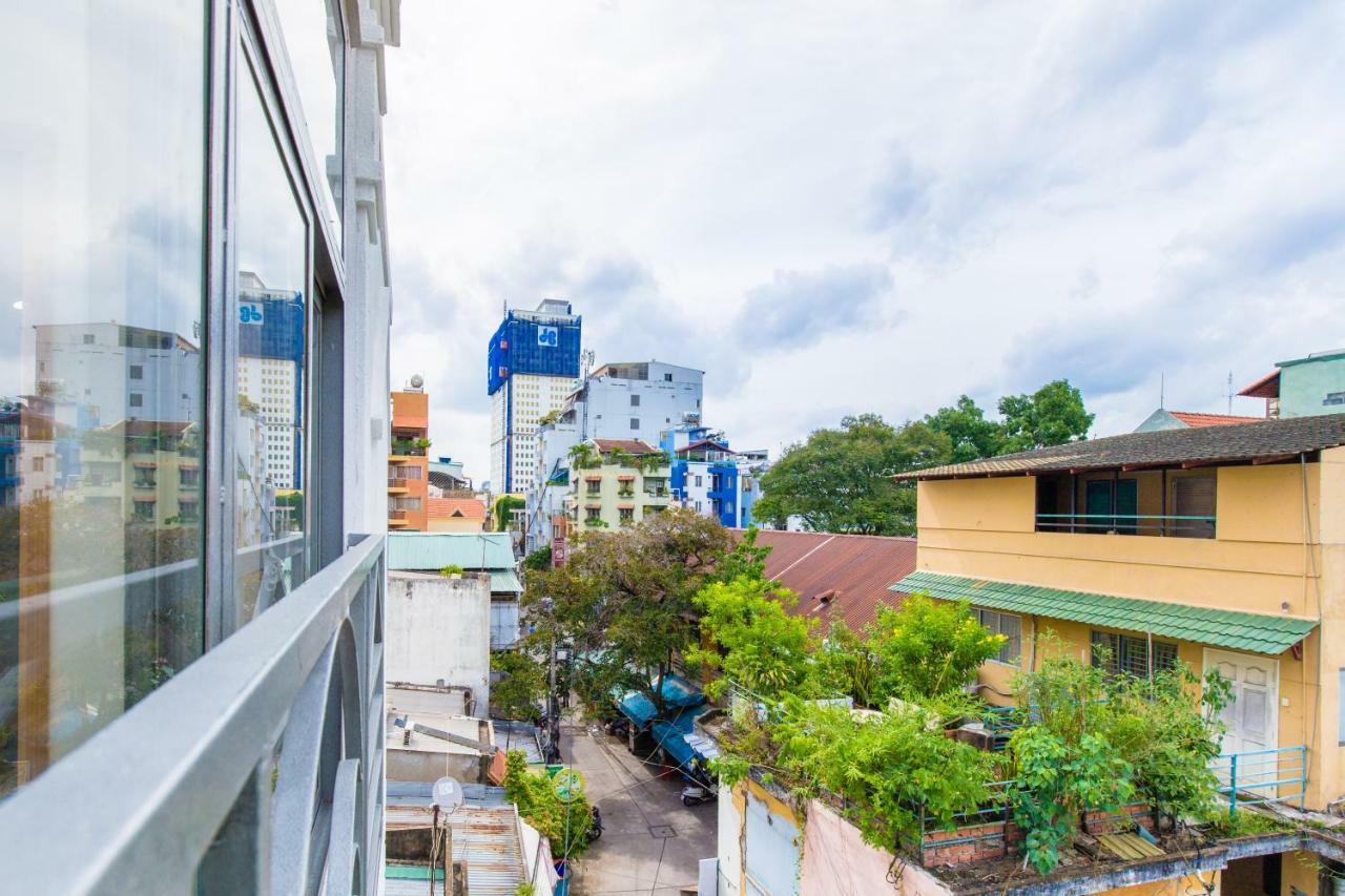 Cozrum Homes Citi Town Ho Chi Minh City Exterior photo